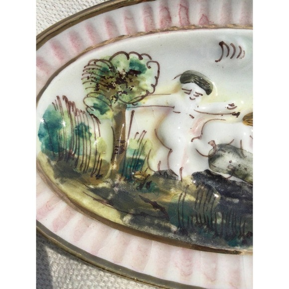 Capodimonte Italian trinket dish 5” ceramic cherub angels Italy country m.a.s. - Picture 2 of 10